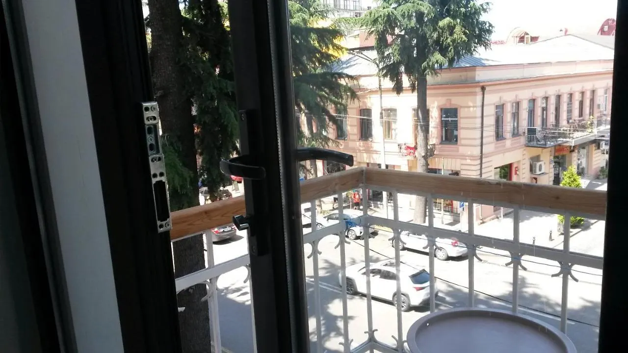 Tengiz'S Apartment On Gorgiladze Batumi 0*,