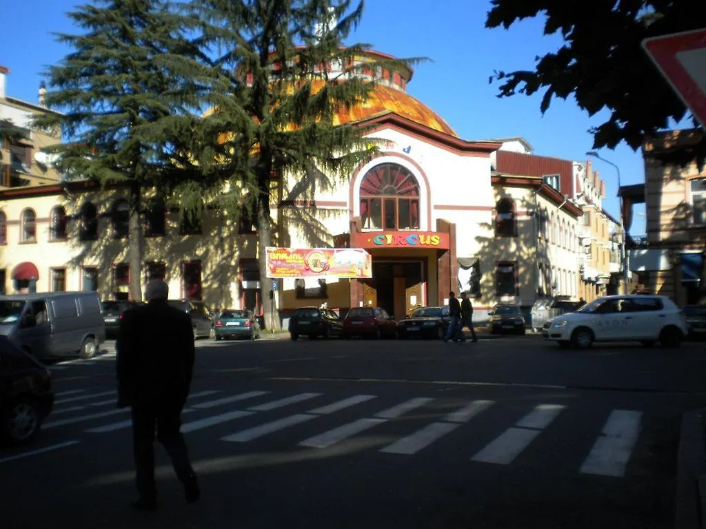 Tengiz'S Apartment On Gorgiladze 바투미 조지아